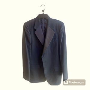 Men’s Wool Tuxedo Jacket. Lot# 23350 Made in Italy. Fully lined Sz 40Long EUC